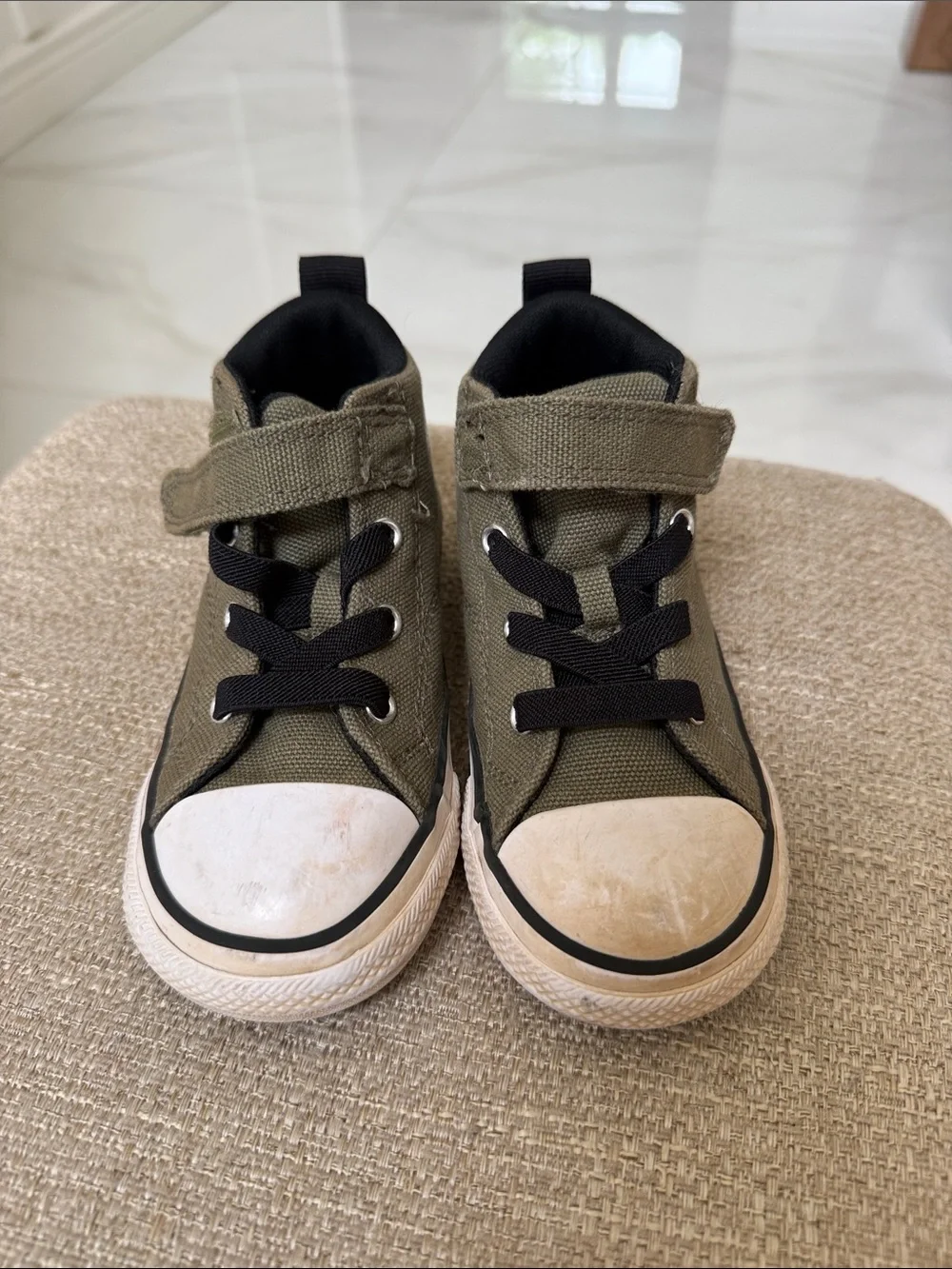 Converse classic low